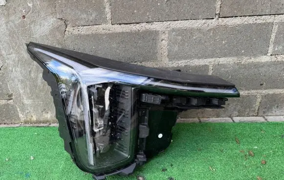 KIA Sorento IV Headlight/headlamp 92102P2600