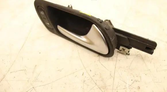 Volkswagen Jetta V Front door interior handle 1K2837114