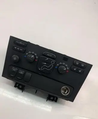 Volvo V70 Climate control unit 8691876