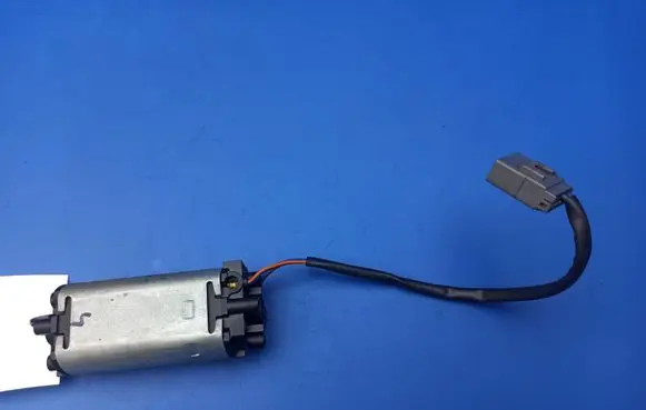 Jaguar XJ X308 Seat adjustment motor 401062F8 9410951B EMC32700TR
