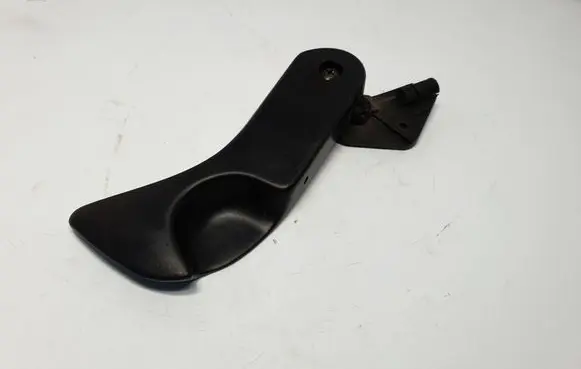 BMW 5 E39 Engine bonnet (hood) release handle 8226621 51238226621 8165196
