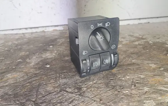 Opel Zafira A Light switch 90561377 90437440 061991726