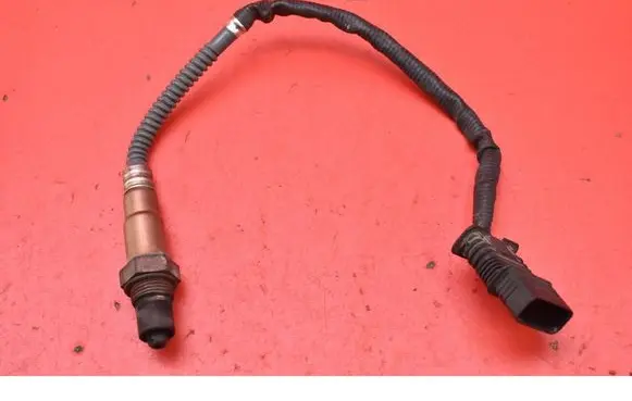 BMW 7 F01 F02 F03 F04 Lambda probe sensor 7589121-02
