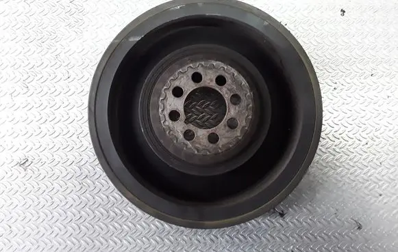Audi A6 S6 C5 4B Crankshaft pulley
