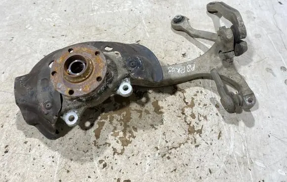 Audi A8 S8 D3 4E Front wheel hub spindle knuckle