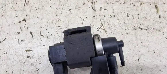 Audi A6 S6 C6 4F Turbo solenoid valve 059906628