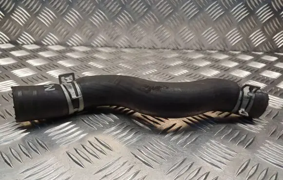 Toyota Yaris Engine coolant pipe/hose