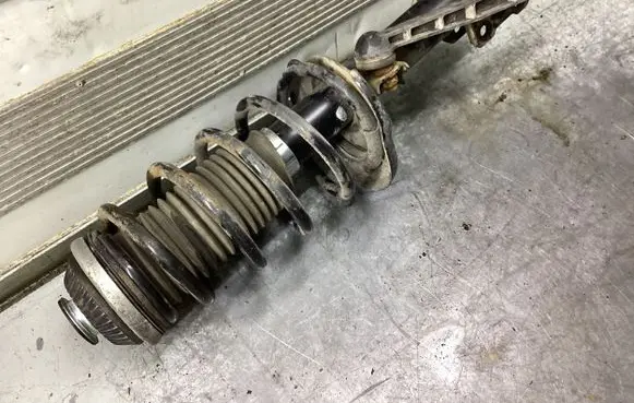Opel Astra H Front shock absorber with coil spring 810108 112022