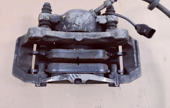 Audi A6 S6 C7 4G Front brake caliper