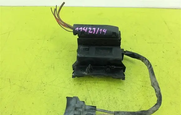 Coolant fan relay