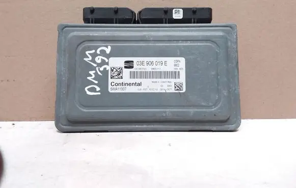 Seat Ibiza IV (6J,6P) Engine control unit/module 03E906019E 5WA11007
