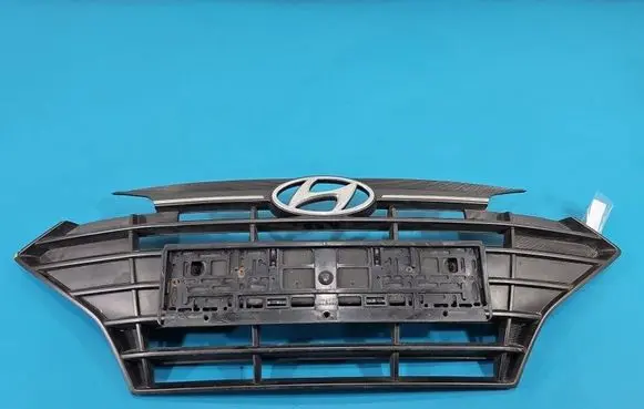 Hyundai Elantra VI Front bumper upper radiator grill 86352F2AA02 IMPRK1538909