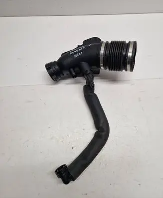 BMW 4 F36 Gran coupe Intake resonator 8601681 70604237 70604474