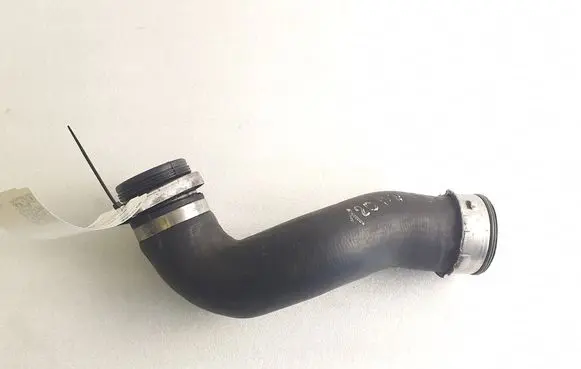 BMW 3 E90 E91 Intercooler hose/pipe 7791663 11884410