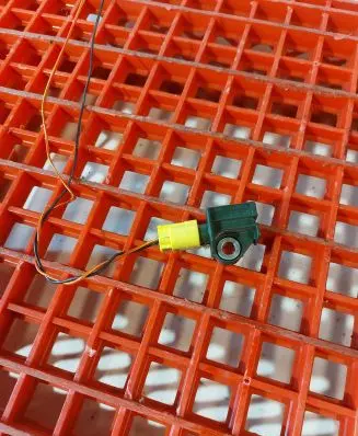 Mercedes-Benz E W212 Airbag deployment crash/impact sensor A1729056000 5WK44192