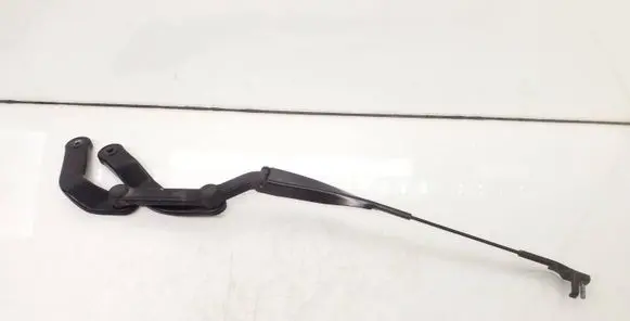 Mercedes-Benz E W211 Front wiper blade arm A2118200444