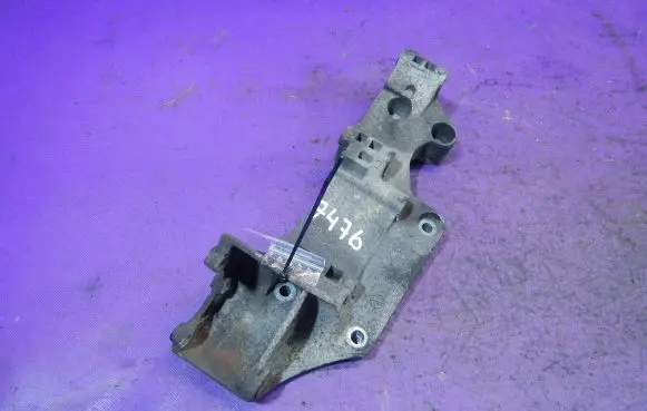Generator/alternator bracket