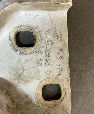 Renault Trafic II (X83) Front door upper hinge 311772H GM66380