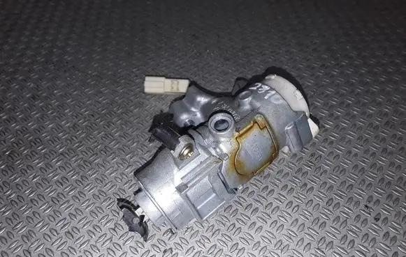 Toyota Avensis Verso Ignition lock 45020287