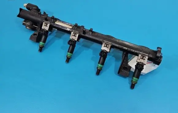 Ford Focus Fuel injector VP5M5UBB IMPRK1604602