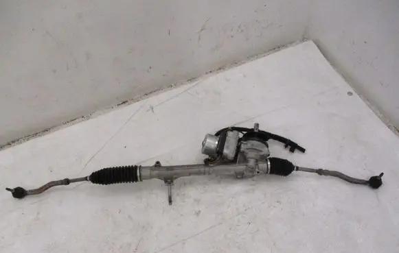 Peugeot 208 Steering rack 6820000190