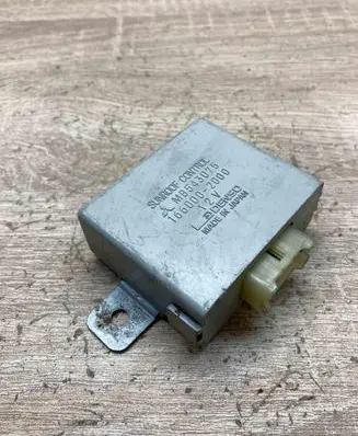 Mitsubishi Space Wagon Sunroof control unit/module MB543075 1660002000