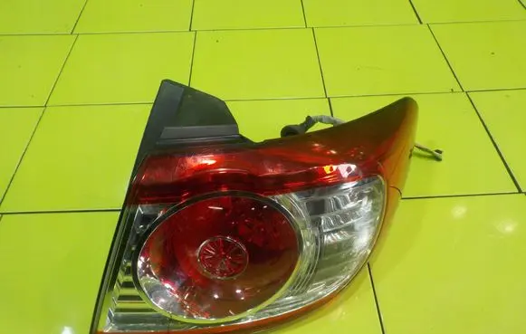 Hyundai Santa Fe Rear/tail lights 924022B5