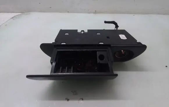 Audi A4 S4 B5 8D Car ashtray