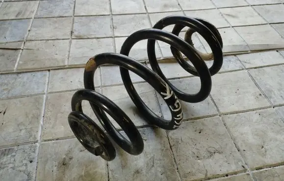 Audi A6 S6 C5 4B Rear coil spring