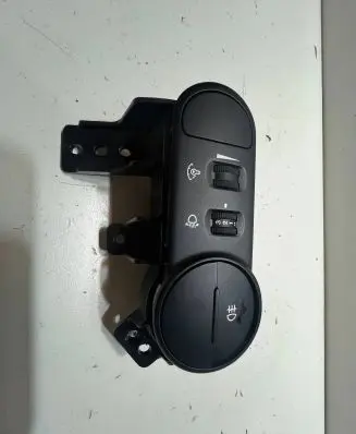 Hyundai i10 Light switch