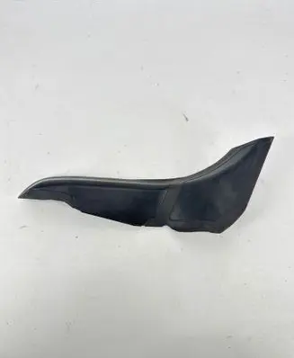 BMW 5 G30 G31 G38 Rear/tail light trim molding 8493821