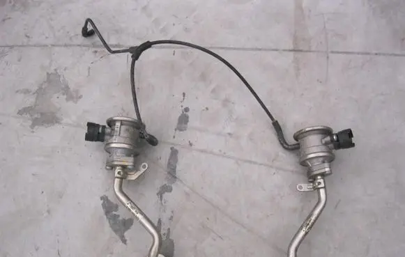 Audi R8 42 EGR valve 079131166E