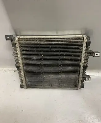 Volkswagen Touareg II Optional radiator 7P0121212L