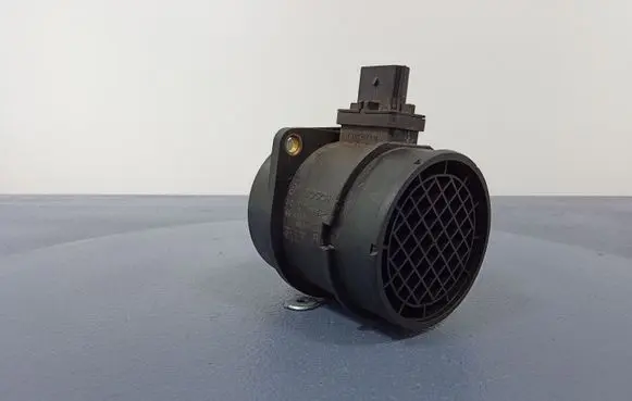 Jeep Grand Cherokee Mass air flow meter 68151956AB