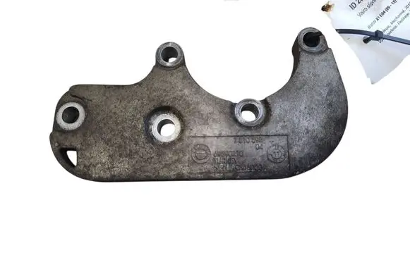 BMW X1 E84 Power steering pump mounting bracket 7810898 69390210