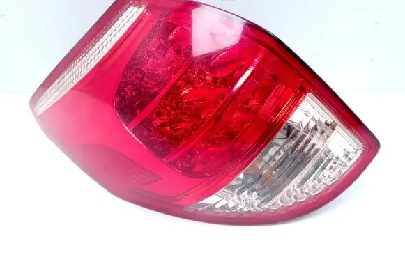 Toyota RAV 4 (XA30) Rear/tail lights