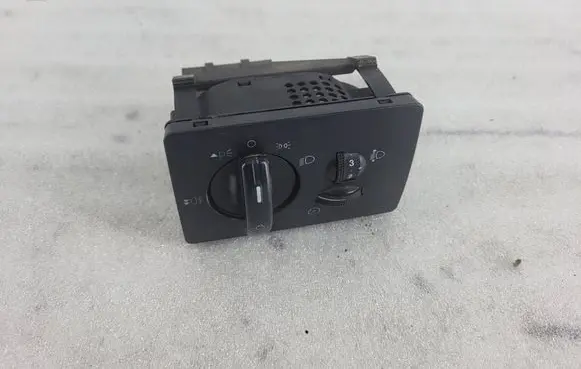 Ford C-MAX I Light switch 4M5T13A024AA 040597004