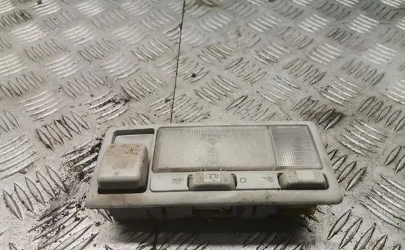 Volkswagen PASSAT B4 Front seat light 1h0947111