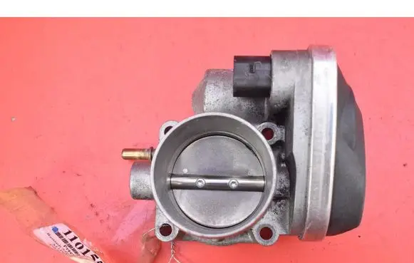 Renault Megane II Throttle body valve 8200190230
