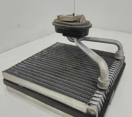Volkswagen PASSAT B7 Air conditioning (A/C) radiator (interior) 1K0820679