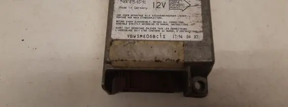 Volkswagen PASSAT B4 Airbag control unit/module 357959656