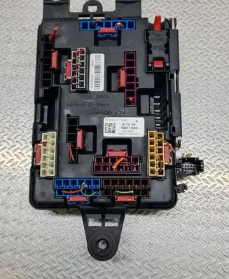 BMW 1 F20 F21 Fuse box set 19110000001