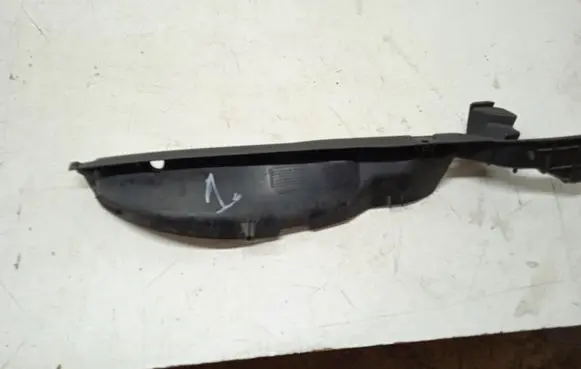 Fender end trim