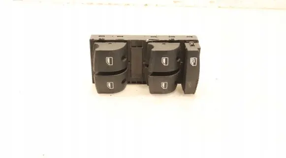 Audi Q7 4L Electric window control switch 37SKV008