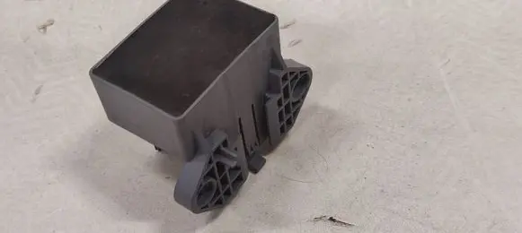 Ford Explorer Fuel pump relay FG1A7H417LA 11542594B