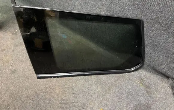 Jeep Grand Cherokee WL Rear side window 68458363AC 12202022 31202023