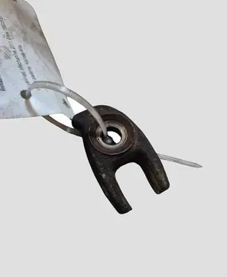 Renault Megane III Fuel Injector clamp holder