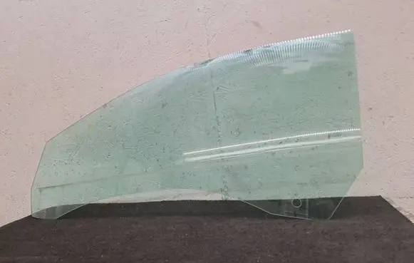 Audi S5 Front door window/glass (coupe) 43R00083