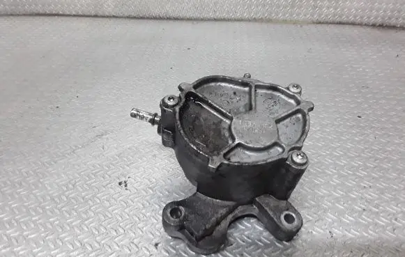 Peugeot 407 Vacuum pump D1651C2