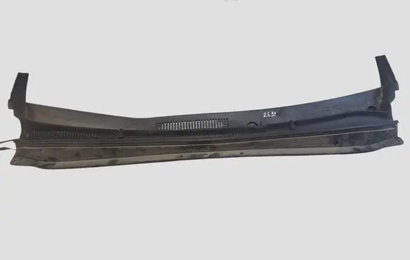 Hyundai Santa Fe Wiper trim 861502B500
